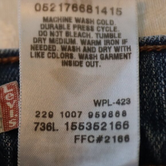 Levi's Curvy Fit Boot Leg Denim Blue Jeans Size 12 - Picture 4 of 16